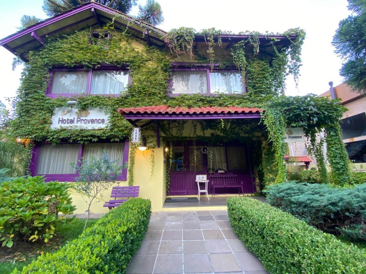 Petit Hotel Provence Gramado Esterno foto